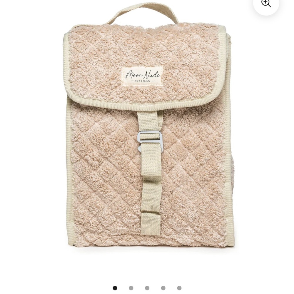 Moon Nude Quilted Lunchbag in *Teddy*